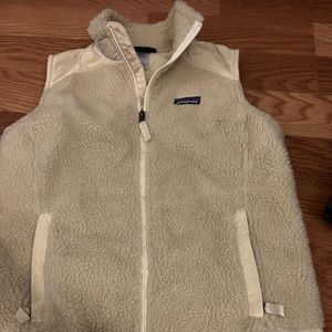 Patagonia Sherpa vest